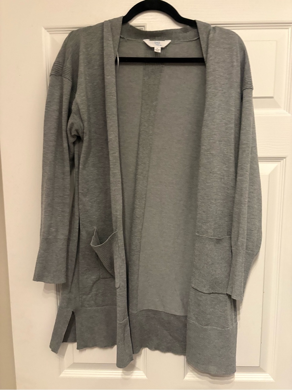 Time and Tru Light Gray Open-Front Cardigan with Pockets